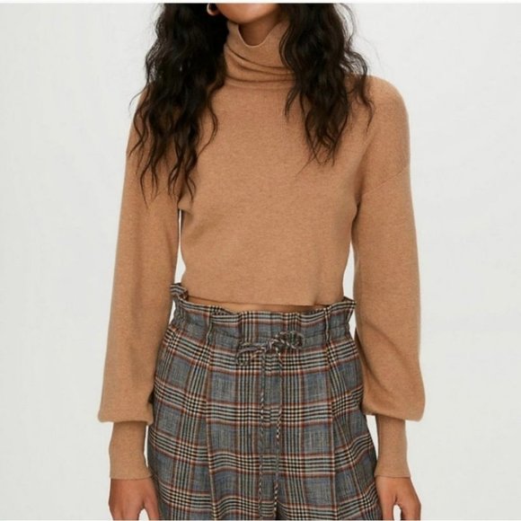 WILFRED Rebecca Sweater Wool Light Brown Cropped Turtleneck XXS 00 Aritzia - Picture 1 of 12